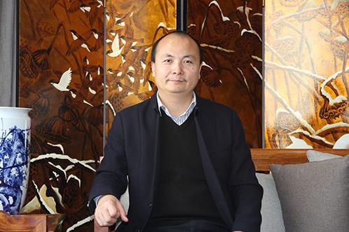 中陶投資董事長、華美立家總裁賈鋒.jpg