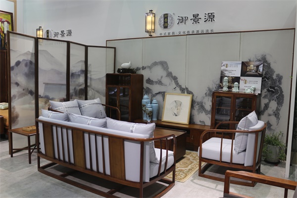 中國環保家居網鏈 實木家居上漆的5大好處，家居人必知！