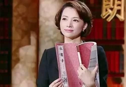 大家都說(shuō)，這是一個(gè)浮躁的時(shí)代。我們渴望能活成自己想要的樣子，卻靜不下心來(lái)追逐夢(mèng)想。我們羨慕別人的脫穎而出，又嘆息自己的懷才不遇。是因?yàn)槟切┤诉\(yùn)氣好，還是他們善于積累，一旦時(shí)機(jī)成熟，便會(huì)嶄露頭角！